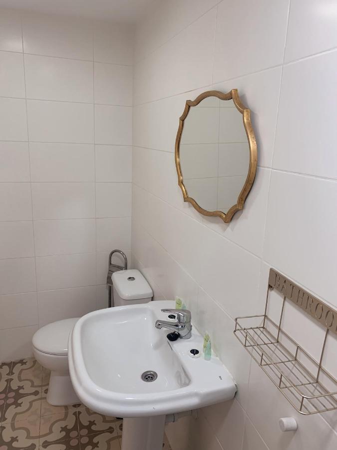 VuT Ávila Centro Ciudad Esterno foto
